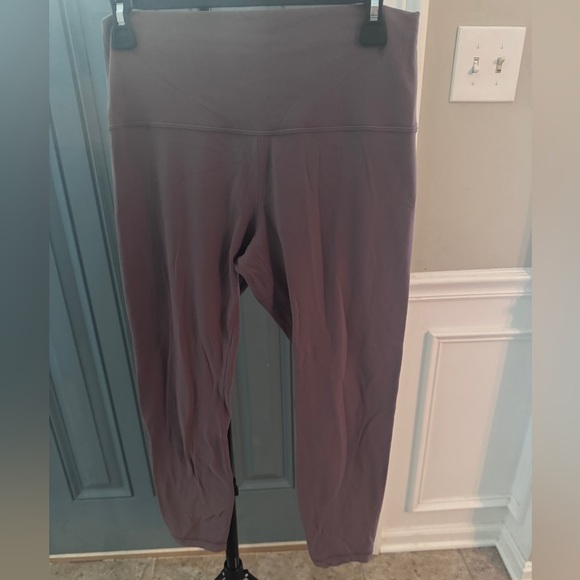 lululemon athletica Purple Leggings - Picture 1 of 3